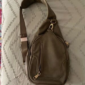 Antik Kraft Olive and Gold Crossbody Bag